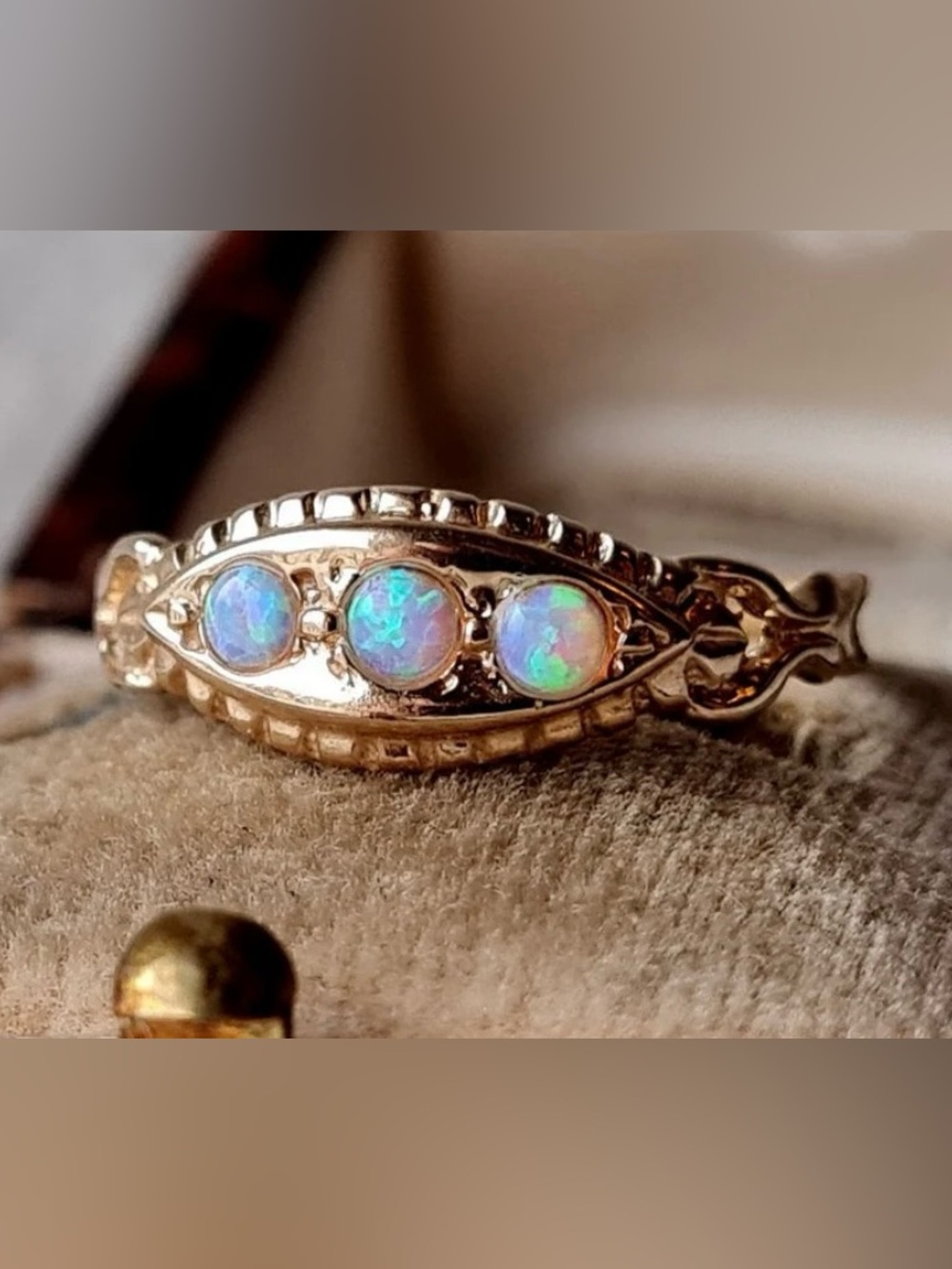 9ct Gold Opal Gypsy Trilogy Triple Stone Ring Women Jewelry